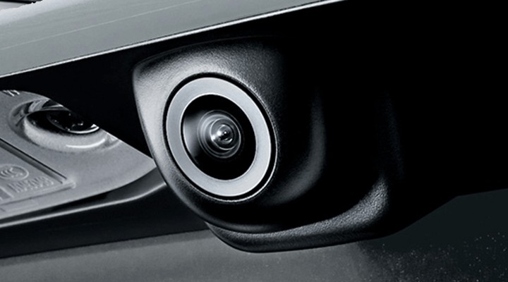 Camera lùi giúp bạn quan sát tình trạng phía sau xe