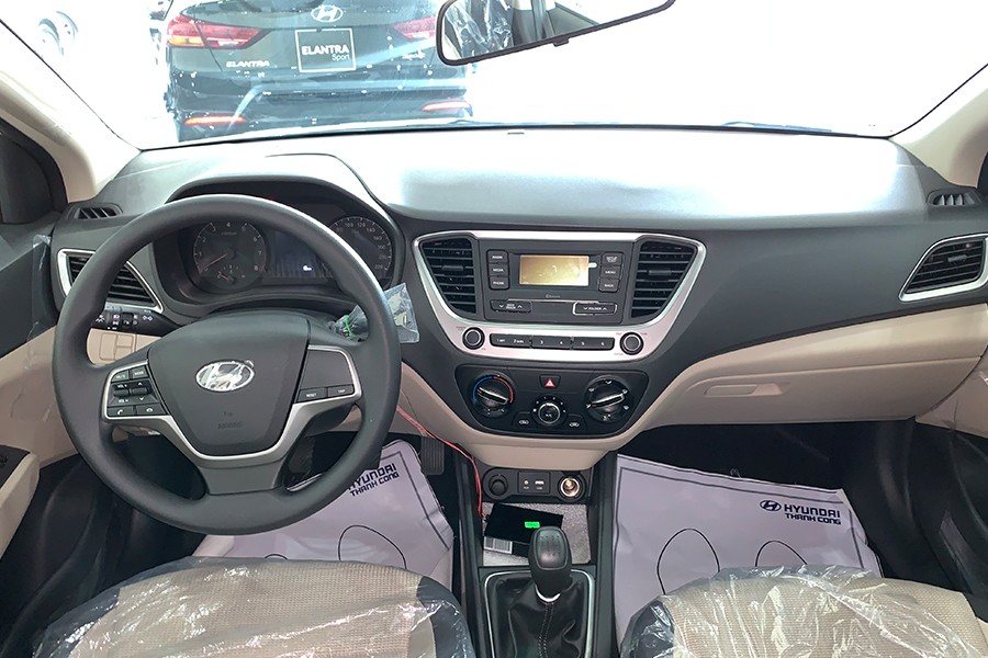 Nội thất Hyundai Accent 1.4 AT Đặc Biệt - Hình 1